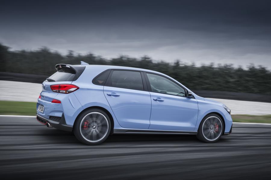  Hyundai i30 N 2017 года  (WW) (фото 23 из 47)